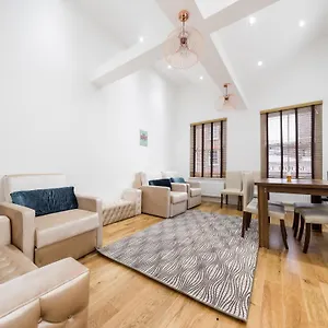 Aldgate Flats Apartman London